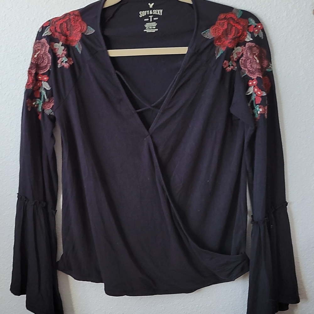 American Eagle  Outfitters Top